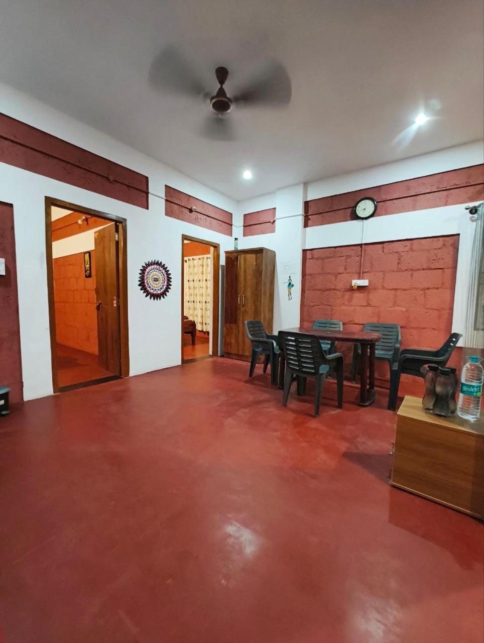 Kamoga Homestay 비라즈펫 외부 사진